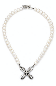 Freshwater Pearl Necklace with French Kiss Pendant